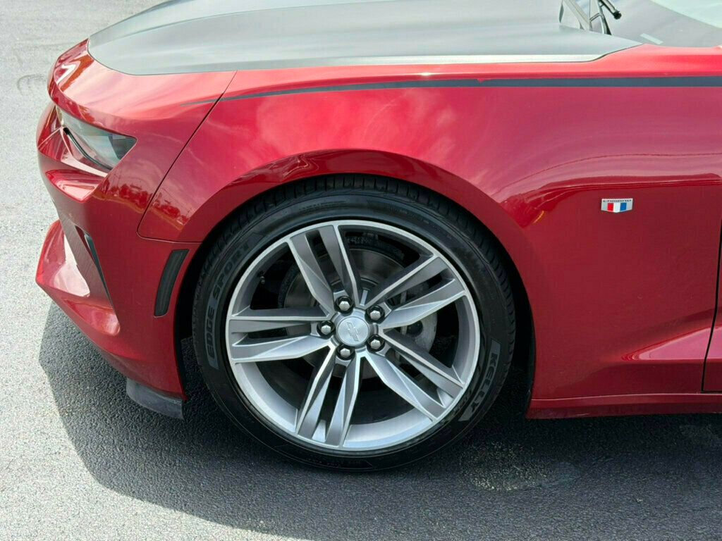 2017 Chevrolet Camaro 2dr Coupe 1LT - 23025019 - 39