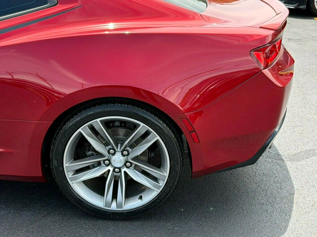 2017 Chevrolet Camaro 2dr Coupe 1LT - 23025019 - 40