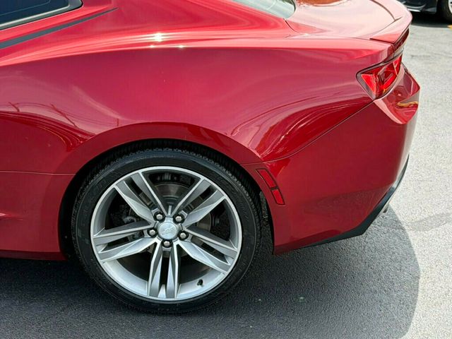 2017 Chevrolet Camaro 2dr Coupe 1LT - 23025019 - 40