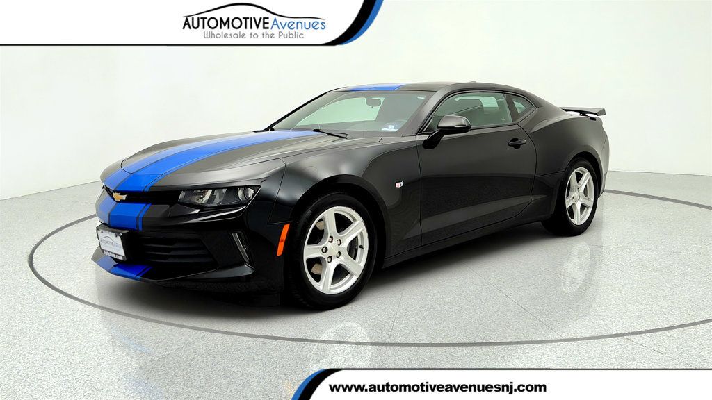 2017 Chevrolet Camaro 2dr Coupe 1LT w/ 3.6L V6 Engine & Remote Vehicle Starter System - 23033690 | Video 1