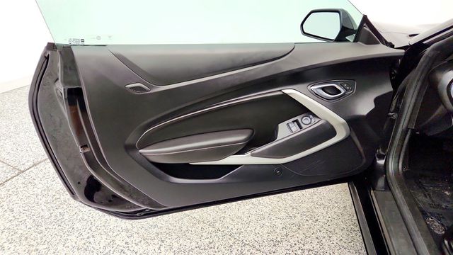 2017 Chevrolet Camaro 2dr Coupe 1LT w/ 3.6L V6 Engine & Remote Vehicle Starter System - 23033690 - 9