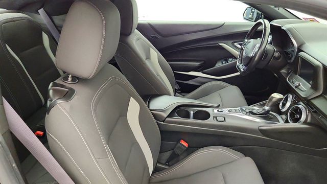 2017 Chevrolet Camaro 2dr Coupe 1LT w/ 3.6L V6 Engine & Remote Vehicle Starter System - 23033690 - 21