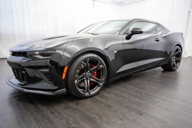 2017 Chevrolet Camaro 2dr Coupe 1SS - 22582426 - 24