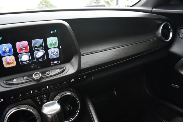2017 Chevrolet Camaro 2dr Coupe 2LT - 23038220 - 23