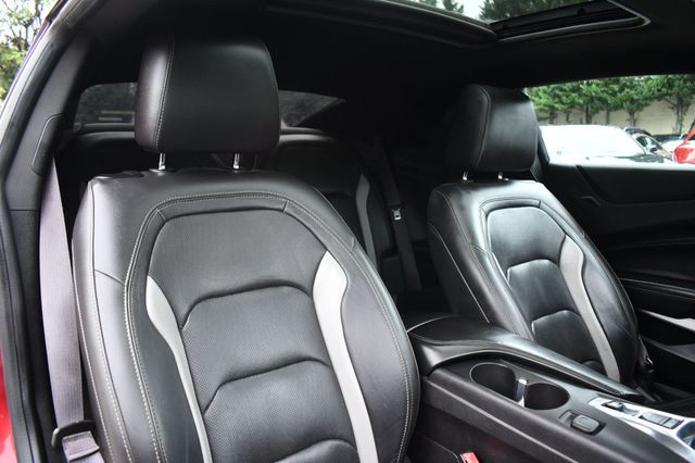2017 Chevrolet Camaro 2dr Coupe 2LT - 23038220 - 25