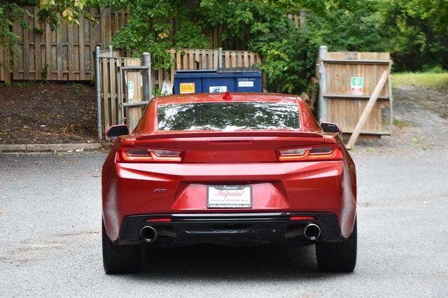 2017 Chevrolet Camaro 2dr Coupe 2LT - 23038220 - 4