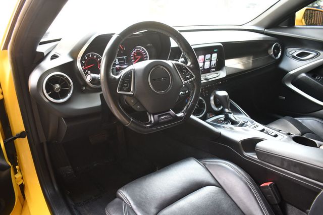 2017 Chevrolet Camaro 2dr Coupe 2LT - 23072959 - 33