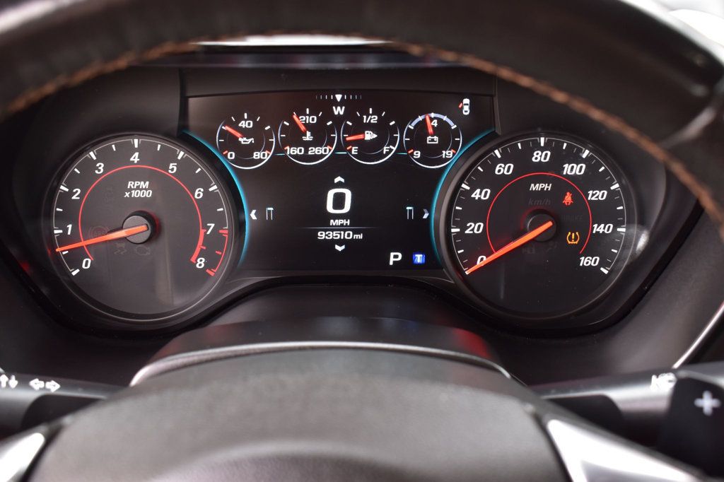 2017 Chevrolet Camaro 2dr Coupe 2LT - 22967214 - 26