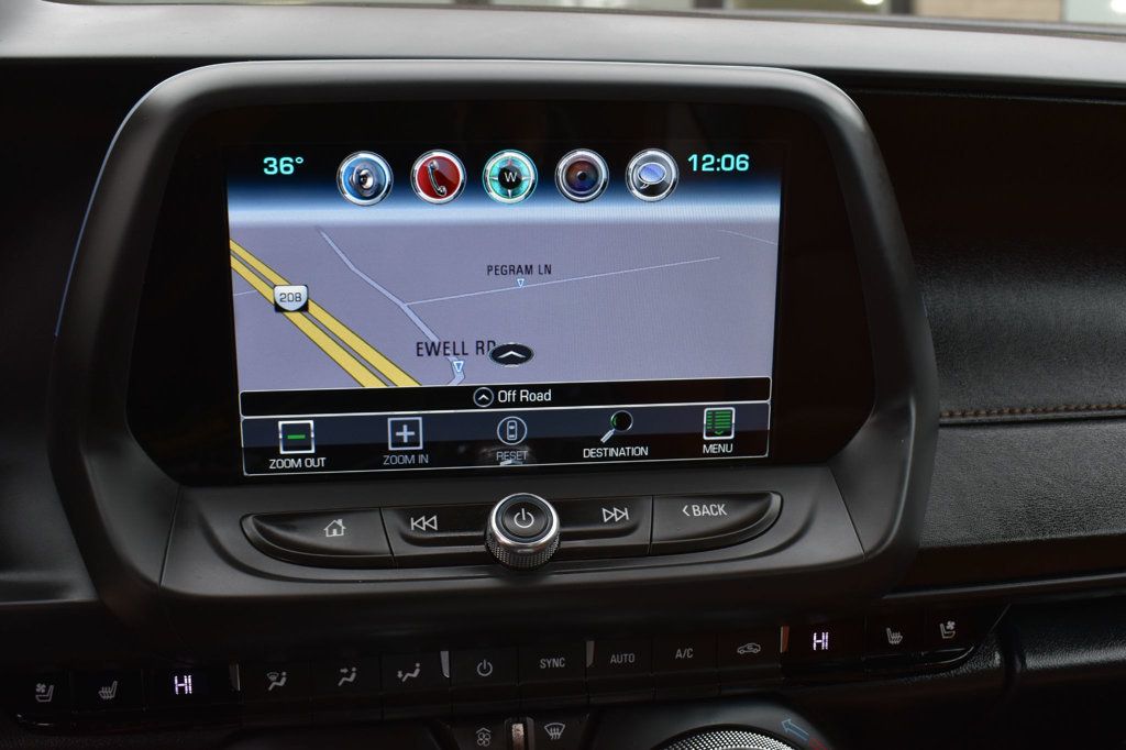 2017 Chevrolet Camaro 2dr Coupe 2LT - 22967214 - 29