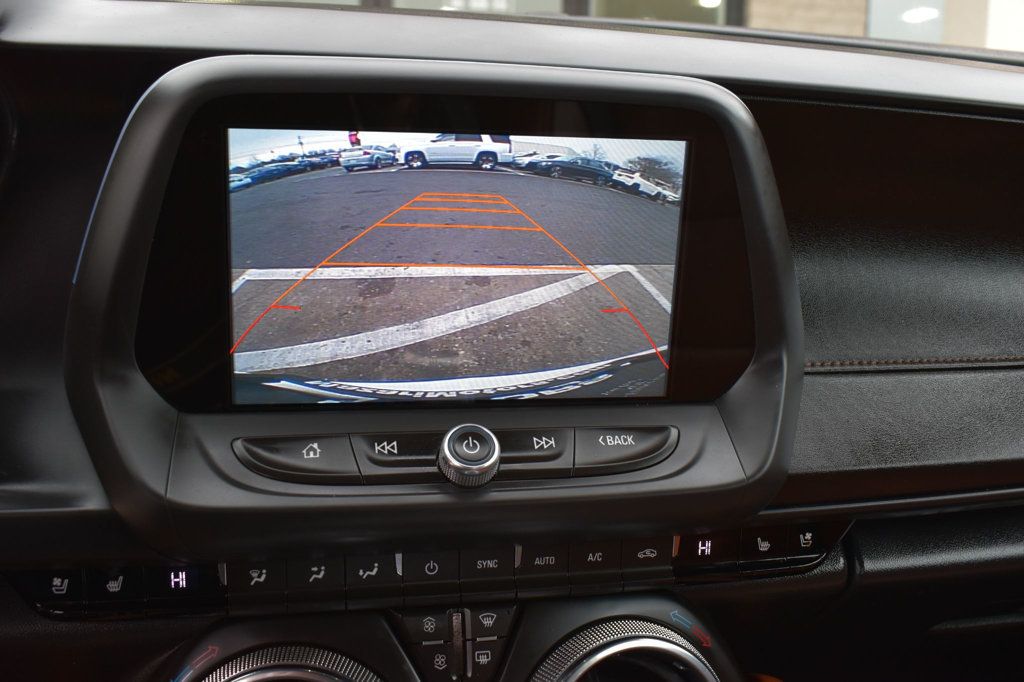 2017 Chevrolet Camaro 2dr Coupe 2LT - 22967214 - 30