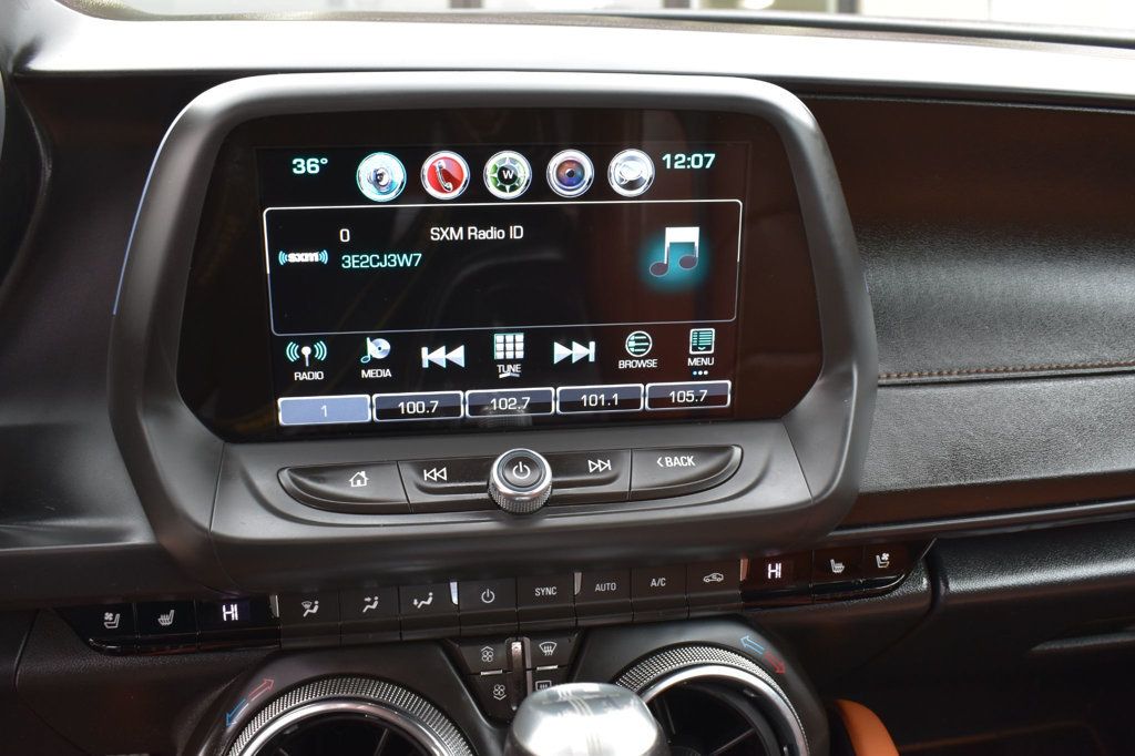 2017 Chevrolet Camaro 2dr Coupe 2LT - 22967214 - 32