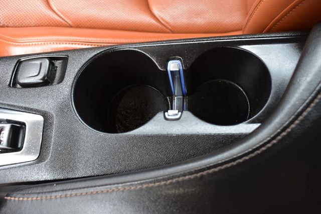 2017 Chevrolet Camaro 2dr Coupe 2LT - 22967214 - 37