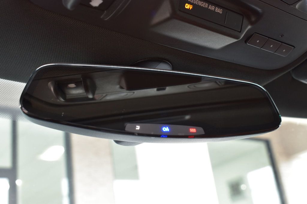 2017 Chevrolet Camaro 2dr Coupe 2LT - 22967214 - 38