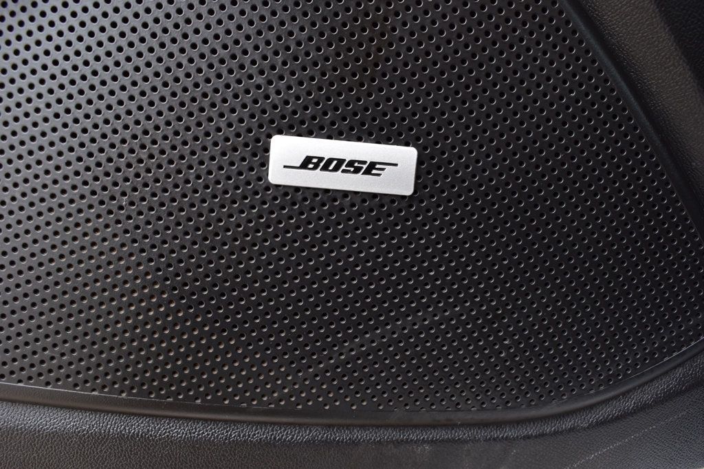 2017 Chevrolet Camaro 2dr Coupe 2LT - 22967214 - 40