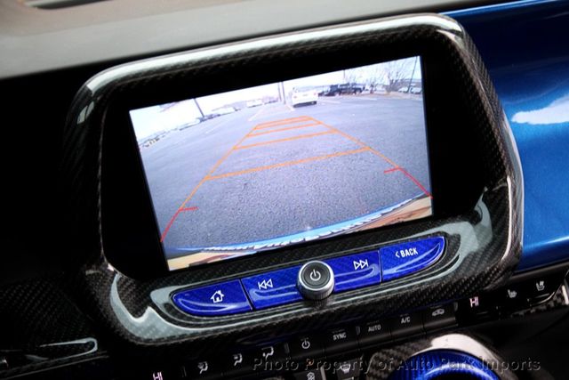 2017 Chevrolet Camaro 2dr Coupe 2SS - 22955327 - 29