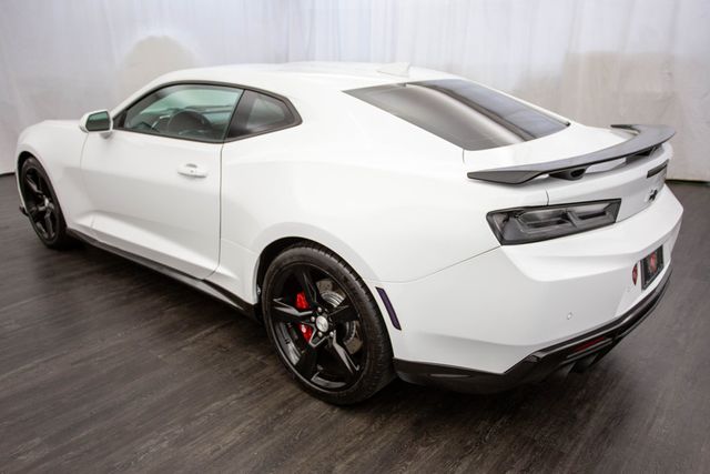 2017 Chevrolet Camaro 2dr Coupe 2SS - 22385181 - 10