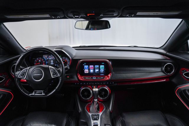 2017 Chevrolet Camaro 2dr Coupe 2SS - 23031852 - 11