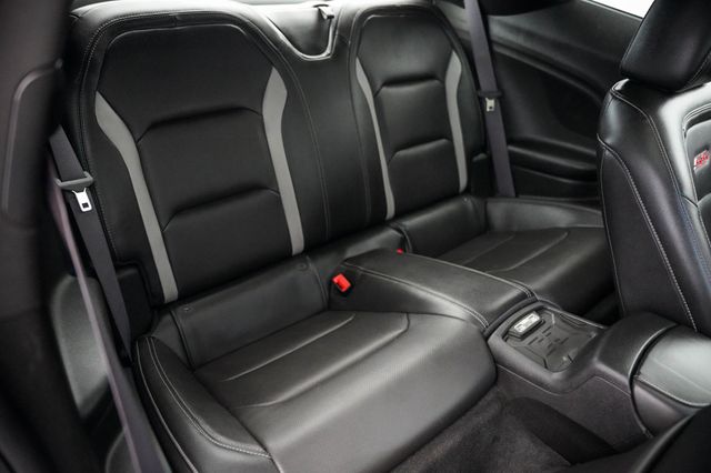 2017 Chevrolet Camaro 2dr Coupe 2SS - 23031852 - 22