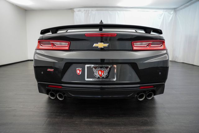 2017 Chevrolet Camaro 2dr Coupe 2SS - 23031852 - 32