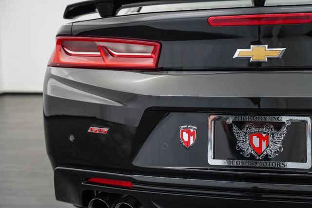 2017 Chevrolet Camaro 2dr Coupe 2SS - 23031852 - 33