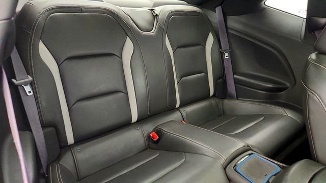 2017 Chevrolet Camaro 2dr Coupe 2SS - 22970665 - 21
