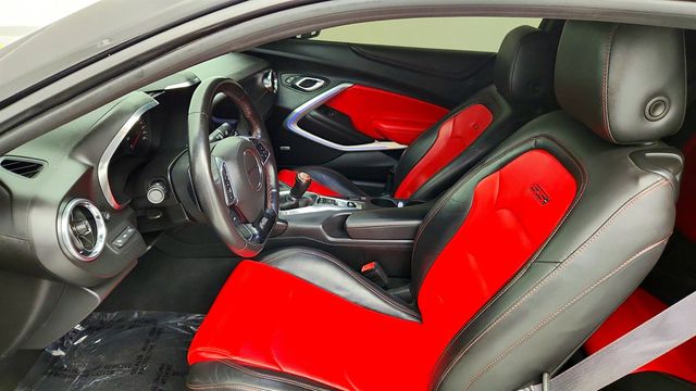 2017 Chevrolet Camaro 2dr Coupe 2SS w/ Magnetic Ride Control, Sunroof & Perf Exh - 23035585 - 21