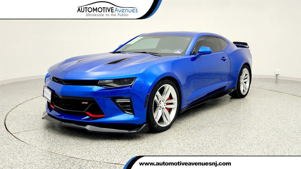 2017 Chevrolet Camaro 2dr Coupe 2SS w/ MRC, Sunroof, Performance Exhaust & Navigation - 22970665 | Video 1
