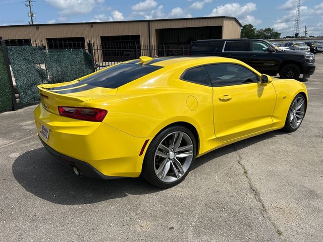 2017 Chevrolet Camaro 2dr Coupe LT w/1LT - 23049919 - 3