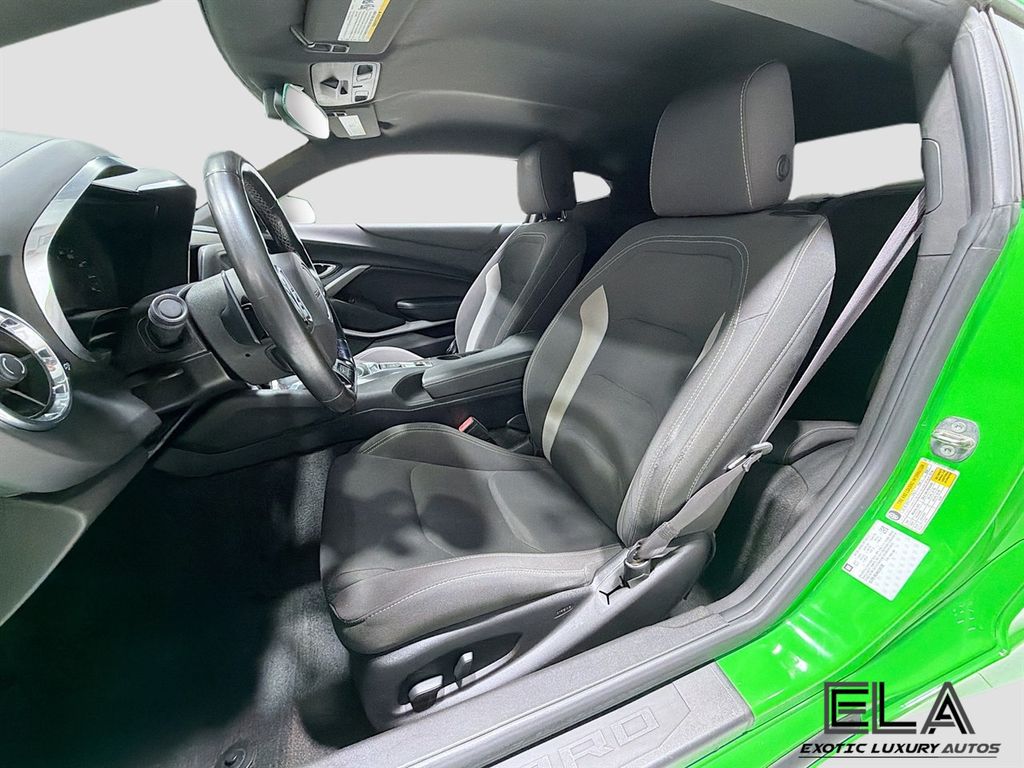 2017 Chevrolet Camaro 2dr Coupe LT w/1LT - 23009951 - 22