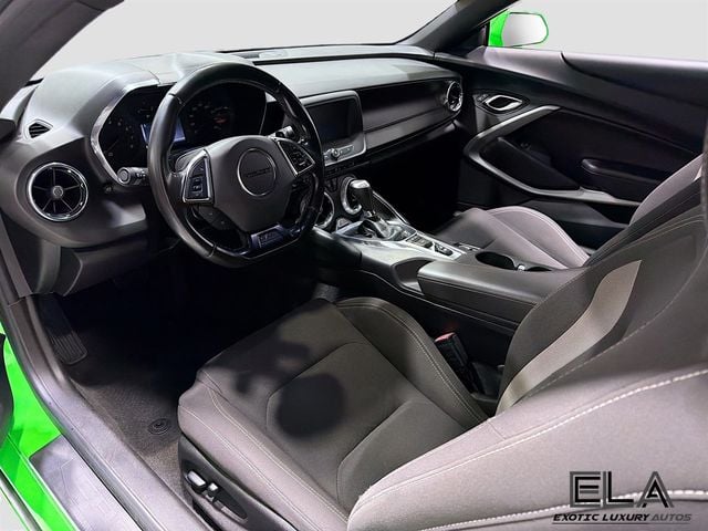 2017 Chevrolet Camaro 2dr Coupe LT w/1LT - 23009951 - 23