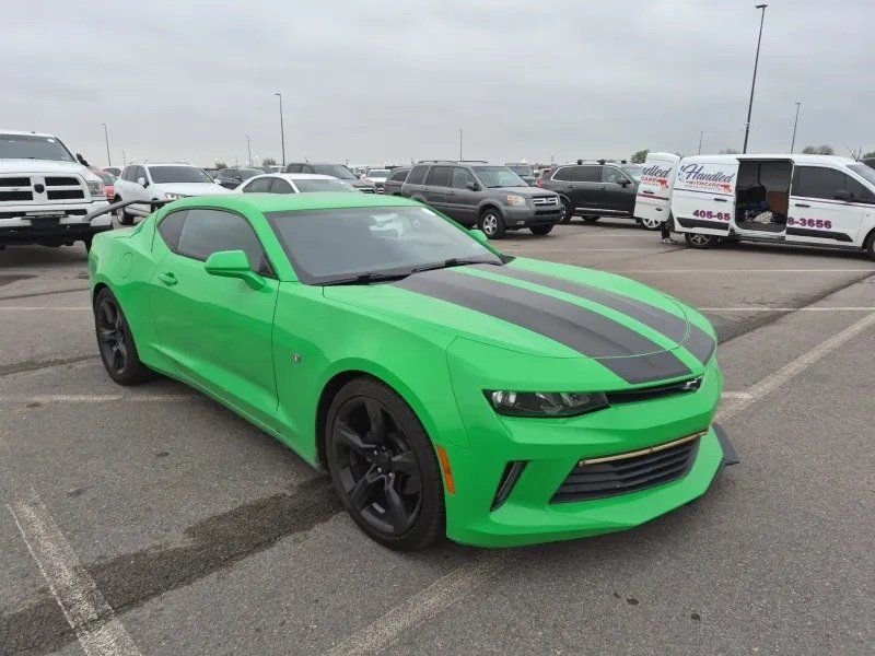 2017 Chevrolet Camaro 2dr Coupe LT w/1LT - 23009951 - 3