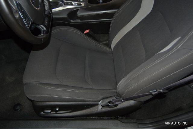 2017 Chevrolet Camaro 2dr Coupe LT w/1LT - 23047400 - 14