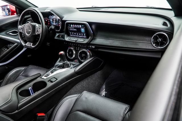 2017 Chevrolet Camaro 2dr Coupe SS w/2SS - 22972707 - 16