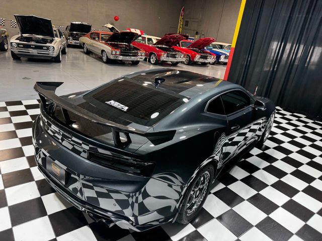 2017 Chevrolet Camaro 2dr Coupe ZL1 - 22881316 - 23