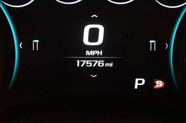 2017 Chevrolet Camaro 2dr Coupe ZL1 - 23075507 - 44