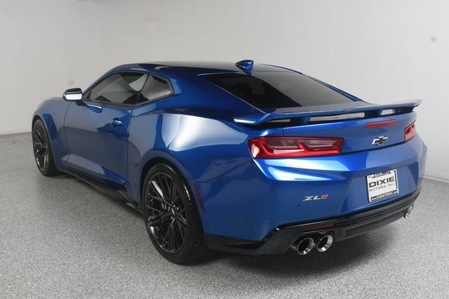 2017 Chevrolet Camaro 2dr Coupe ZL1 - 23075507 - 8