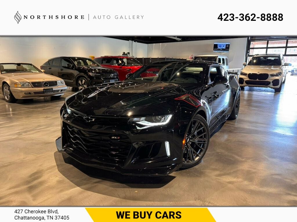 2017 Chevrolet Camaro Zl1/6SpeedManual/PowerSunRoof/Htd&CldSeats/ActiveRevMatch/NAV - 22984395 | Video 1