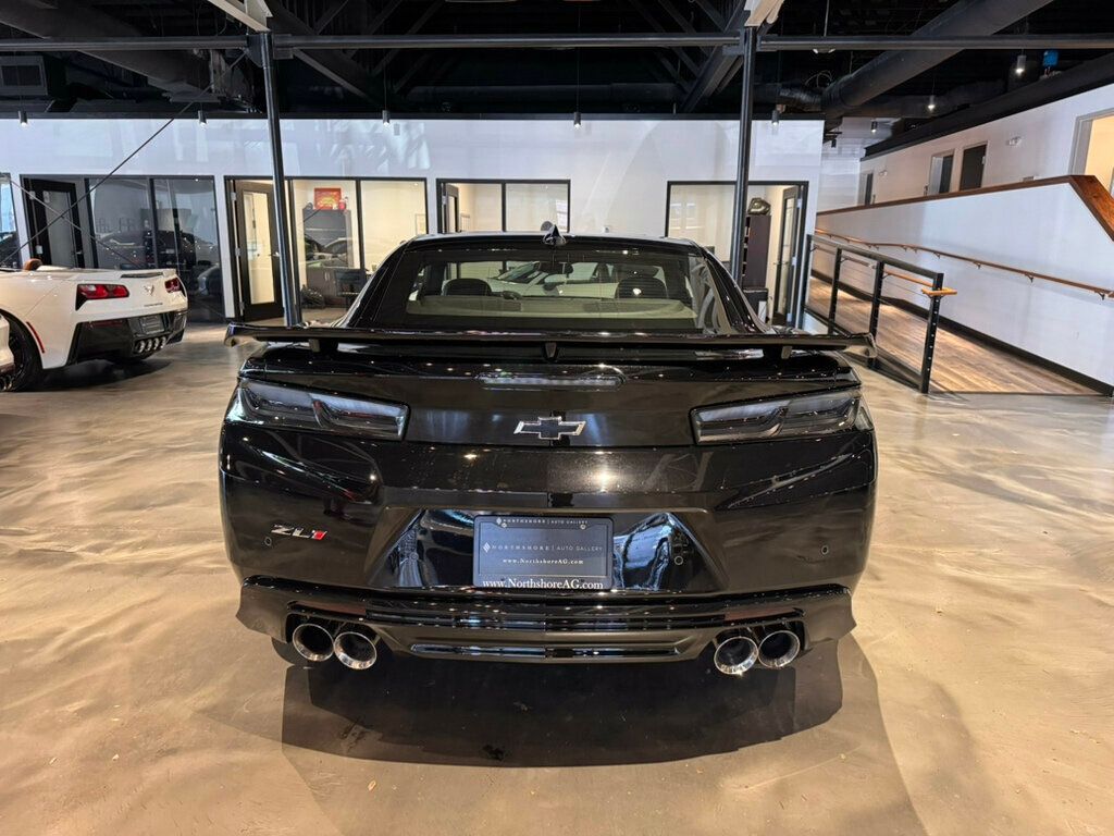 2017 Chevrolet Camaro Zl1/6SpeedManual/PowerSunRoof/Htd&CldSeats/ActiveRevMatch/NAV - 22984395 - 3