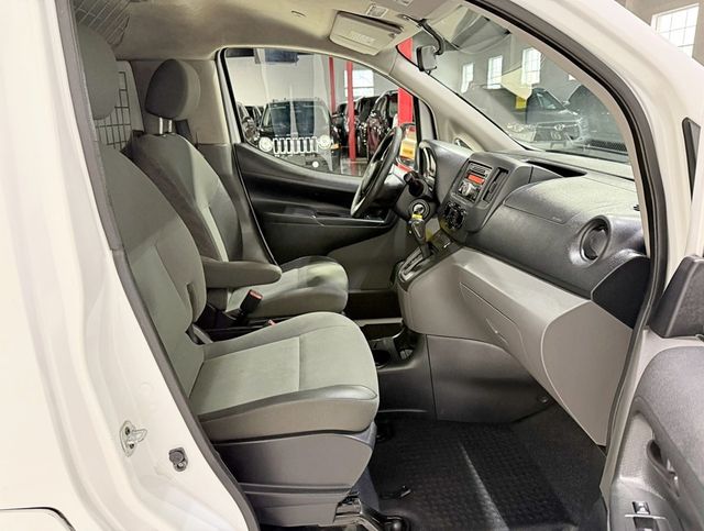 2017 Chevrolet City Express Cargo Van FWD 115" LS - 22948323 - 28