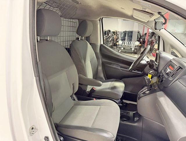 2017 Chevrolet City Express Cargo Van FWD 115" LS - 22948323 - 30