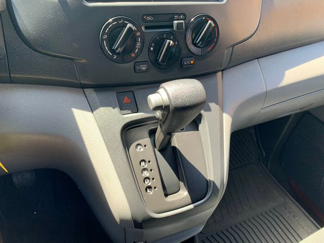 2017 Chevrolet City Express Cargo Van FWD 115" LT Low miles - 23009293 - 46