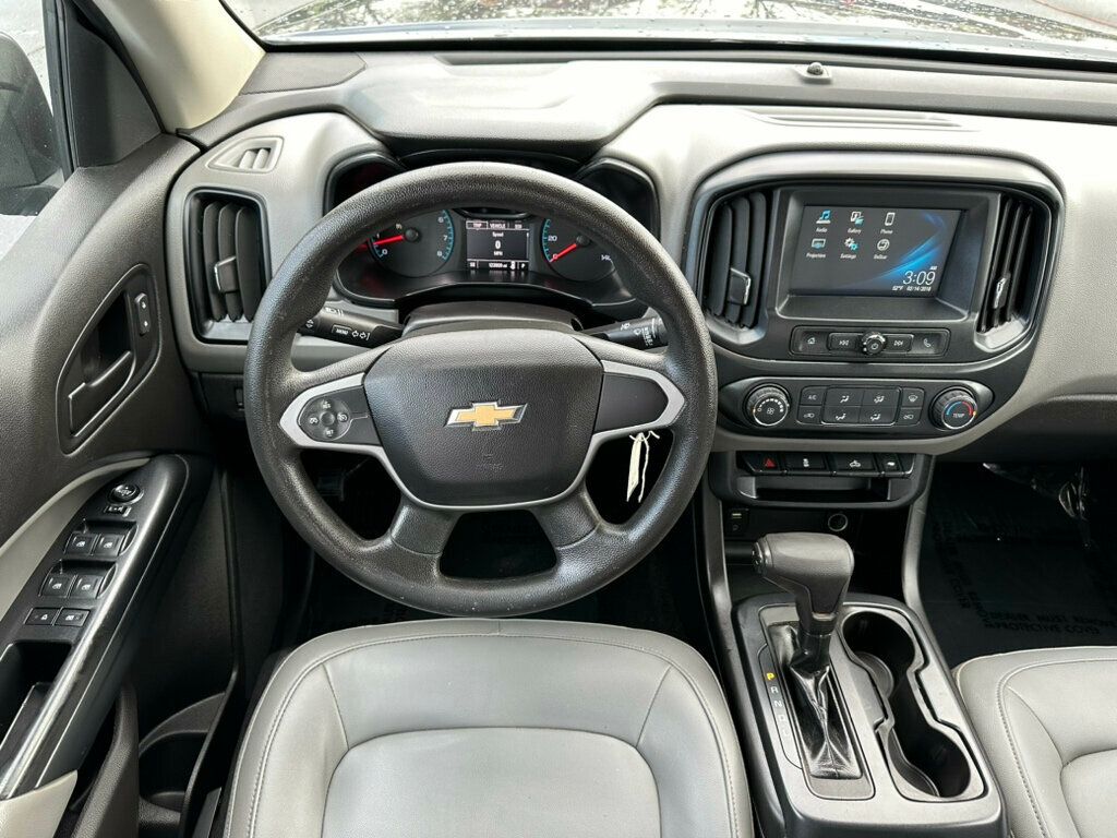 2017 Chevrolet Colorado 2WD Crew Cab 128.3" WT - 22381192 - 9