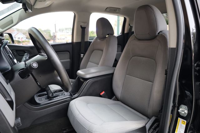 2017 Chevrolet Colorado 2WD Crew Cab 128.3" WT - 22953414 - 13