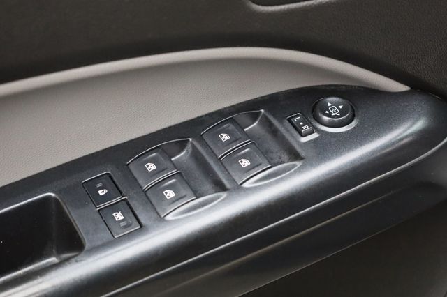 2017 Chevrolet Colorado 2WD Crew Cab 128.3" WT - 22953414 - 25