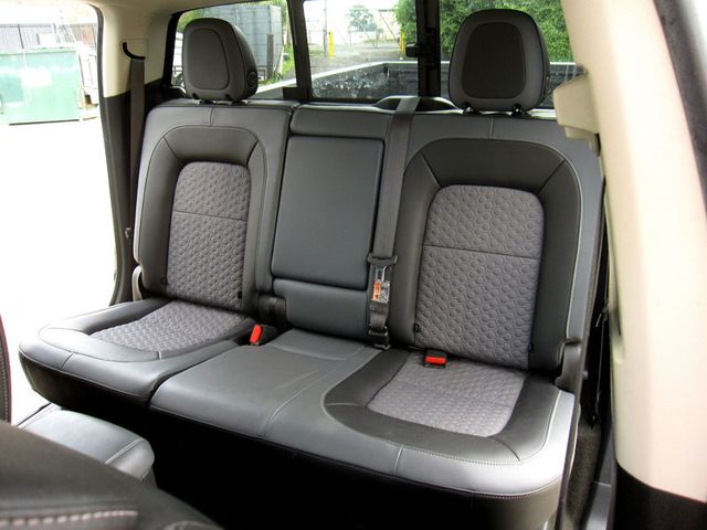 2017 Chevrolet Colorado 4WD Crew Cab 140.5" Z71 - 22890618 - 28