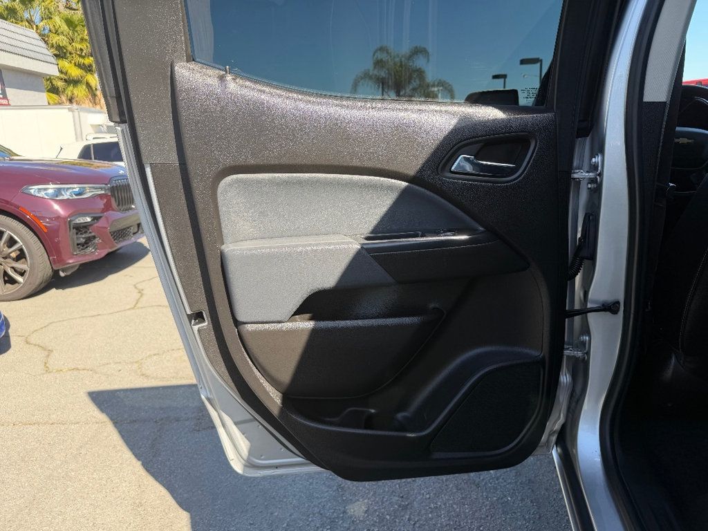 2017 Chevrolet Colorado 4WD Z71 - 22978875 - 20