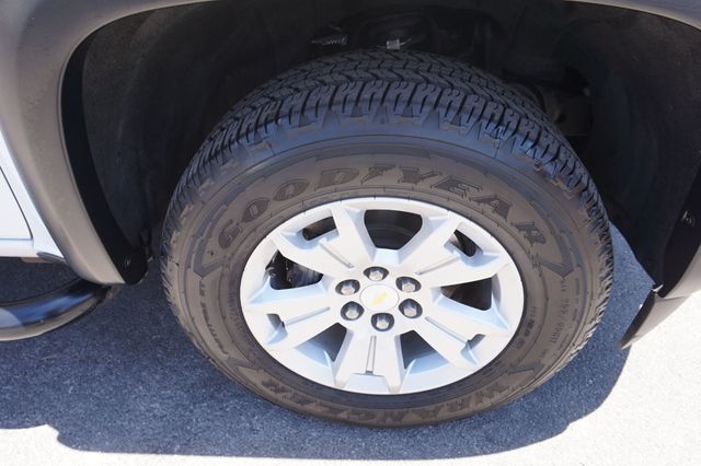 2017 Chevrolet Colorado LT, 4X4, RUNNING BOARDS, TOWING PACKAGE, BED LINER CARPET - 23023732 - 13