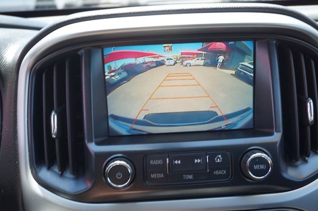 2017 Chevrolet Colorado LT, 4X4, RUNNING BOARDS, TOWING PACKAGE, BED LINER CARPET - 23023732 - 33