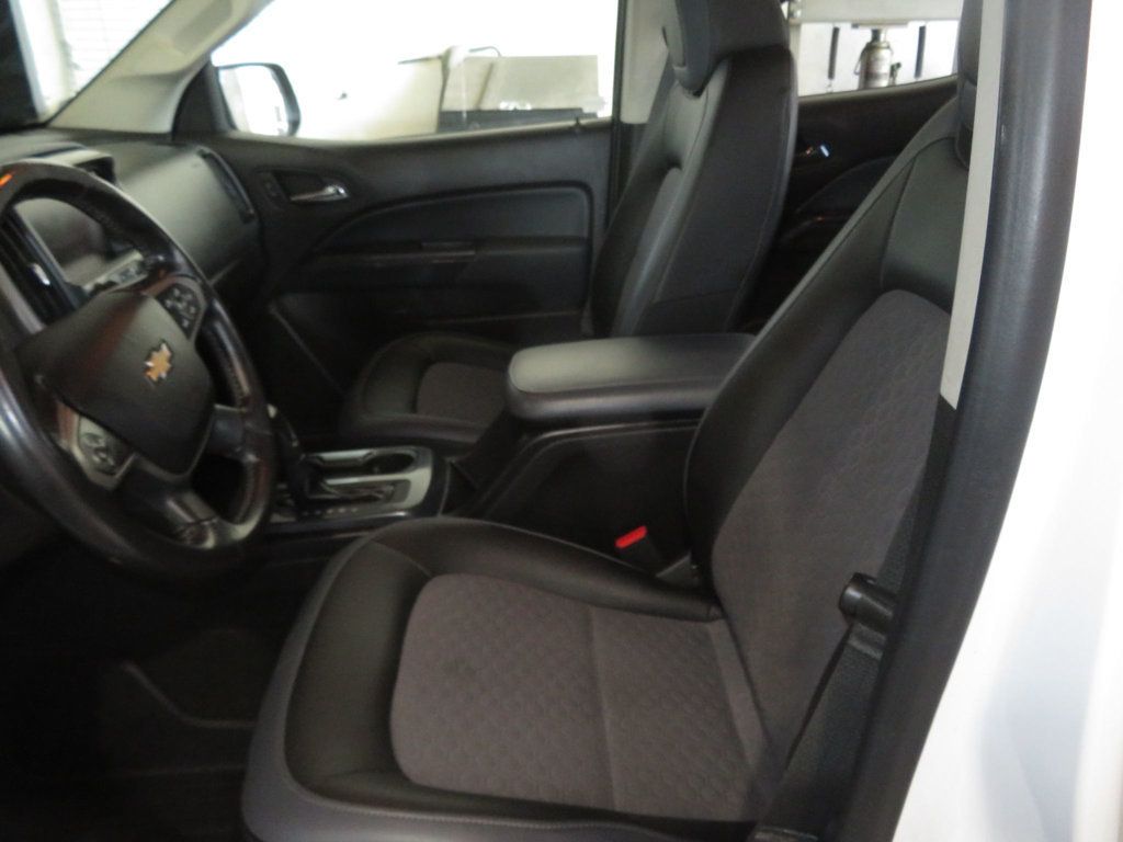 2017 Chevrolet Colorado Z71 photo 15