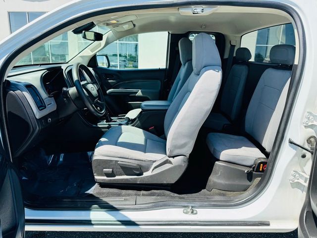 2017 Chevrolet Colorado Work Truck - 23003819 - 18